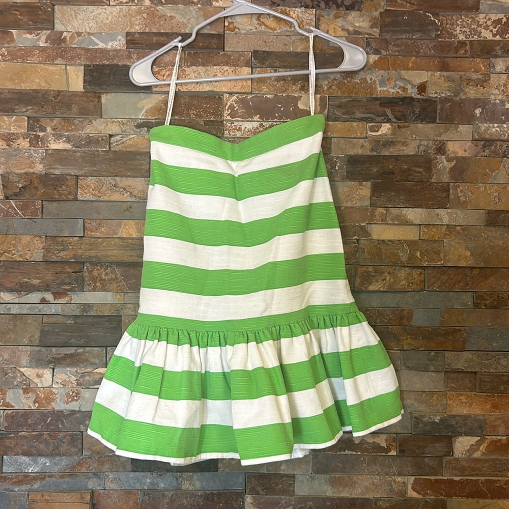 Women’s Kate Spade skirt size 4.